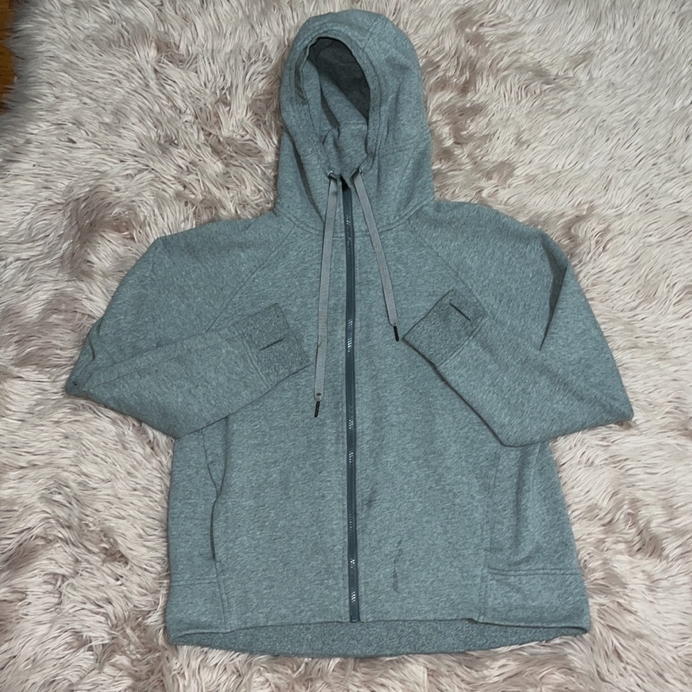Lululemon size 12 zip up sweatshirt hooded with thumb holes